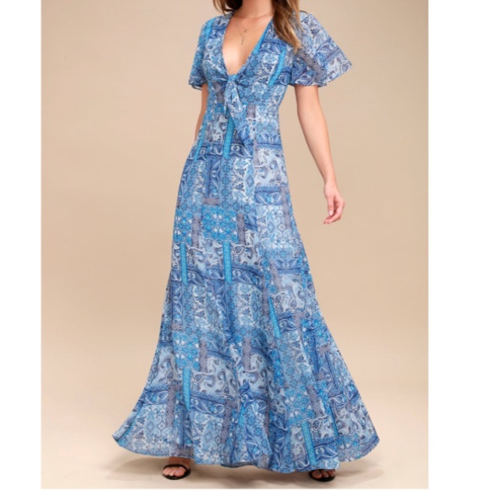 💎NWOT💎 Wings of Love Blue Print Maxi Dress